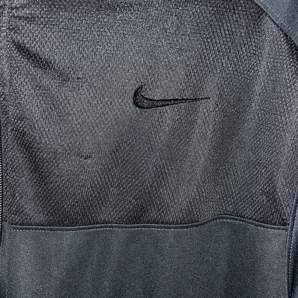 Nike Jacket (L) - Picture 2 of 3
